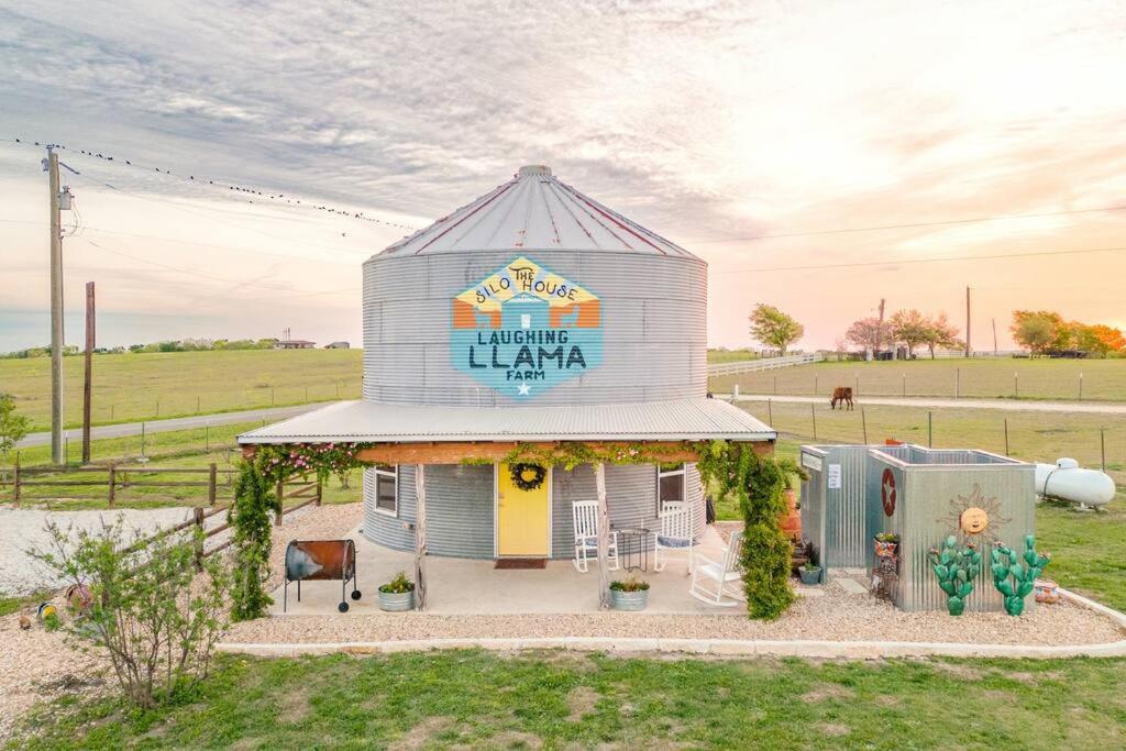 Silo House At Laughing Llama Farm Troy Exteriör bild